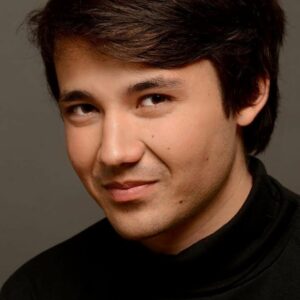 Kenji Constantini headshot